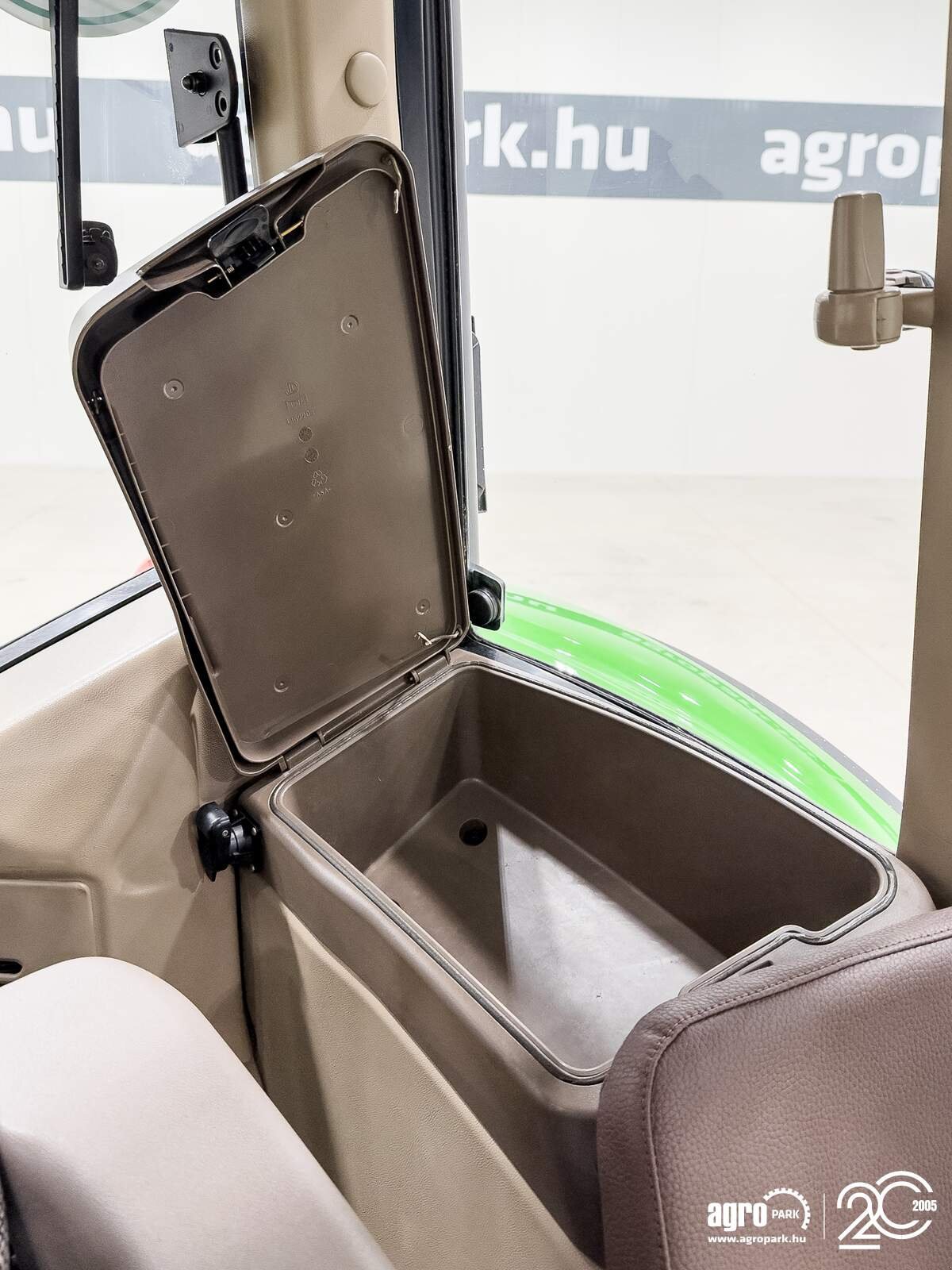 Traktor typu John Deere 6330 Premium, Gebrauchtmaschine v Csengele (Obrázek 27)