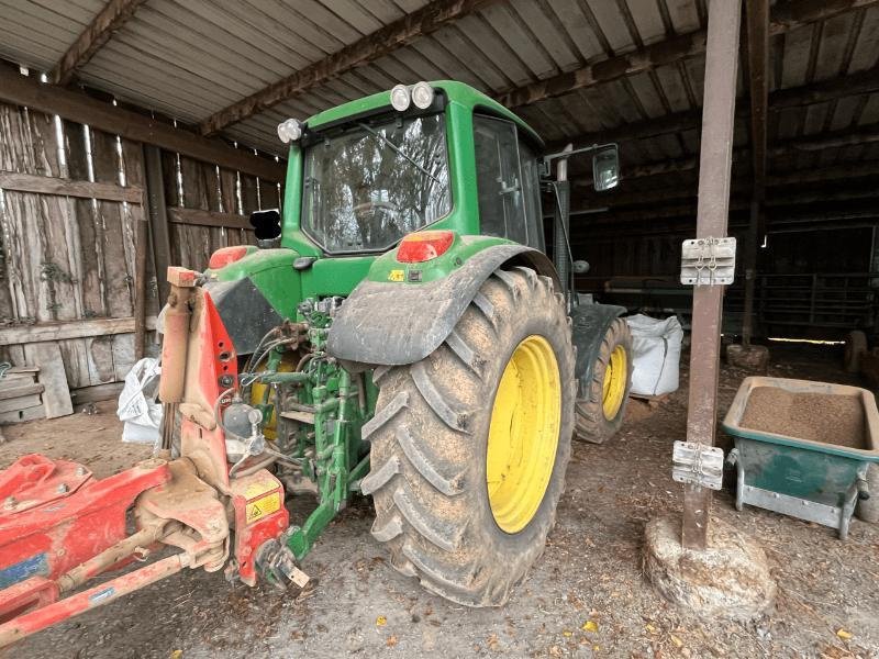Traktor typu John Deere 6330 PREMIUM, Gebrauchtmaschine v LE PONT CHRETIEN (Obrázek 4)