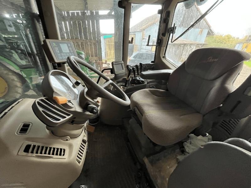 Traktor typu John Deere 6330 PREMIUM, Gebrauchtmaschine v LE PONT CHRETIEN (Obrázek 6)