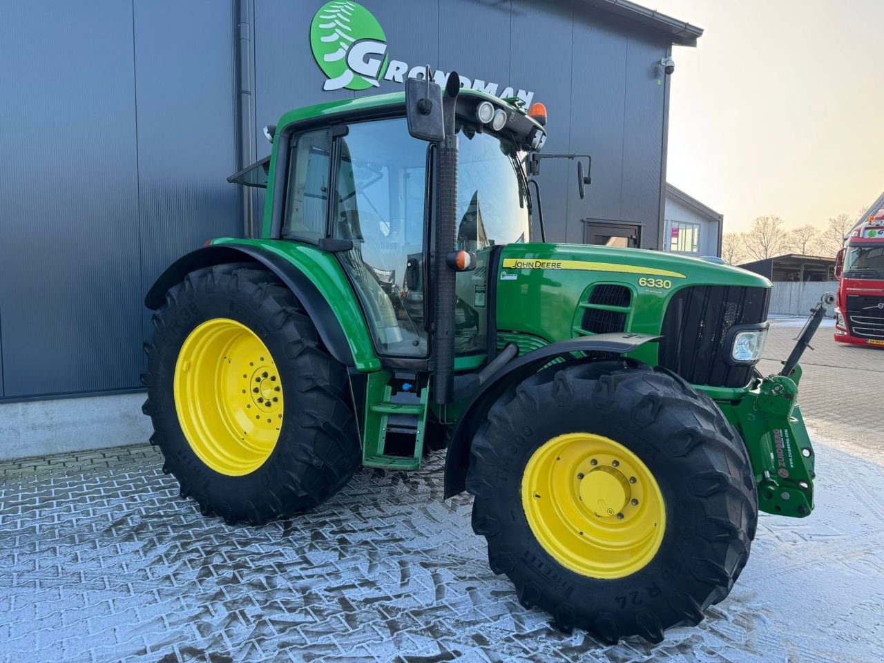 Traktor του τύπου John Deere 6330 Premium, Gebrauchtmaschine σε Daarle (Φωτογραφία 4)