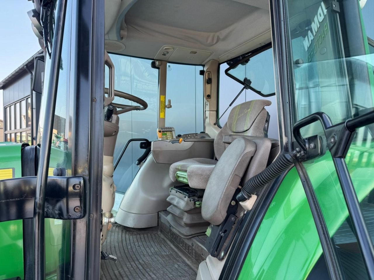 Traktor του τύπου John Deere 6330 Premium, Gebrauchtmaschine σε Daarle (Φωτογραφία 8)