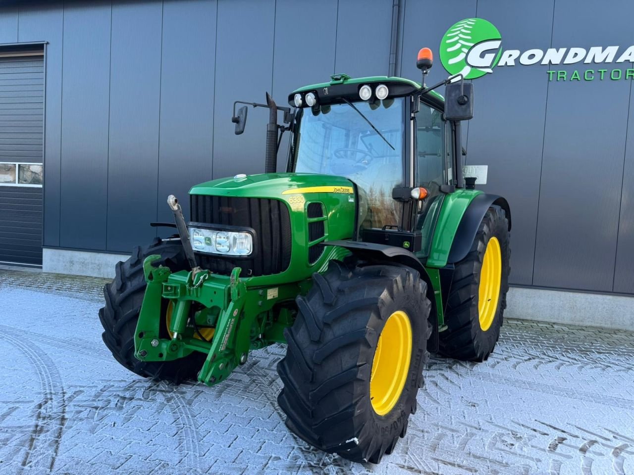 Traktor του τύπου John Deere 6330 Premium, Gebrauchtmaschine σε Daarle (Φωτογραφία 1)