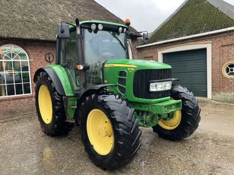 Traktor a típus John Deere 6330, Gebrauchtmaschine ekkor: St. - Jacobiparochie (Kép 3)