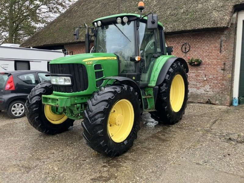 Traktor typu John Deere 6330, Gebrauchtmaschine v St. - Jacobiparochie (Obrázek 1)
