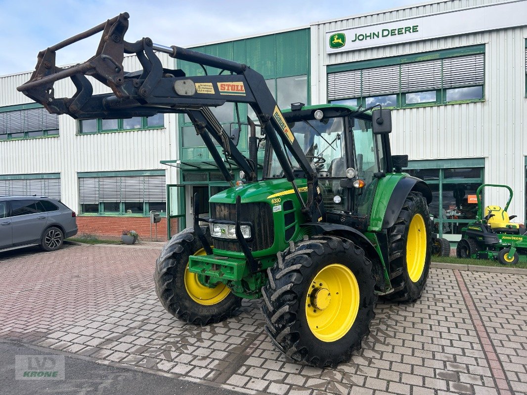 Traktor typu John Deere 6330, Gebrauchtmaschine v Barsinghausen OT Groß Munzel (Obrázek 1)