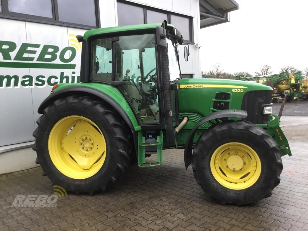 Traktor tip John Deere 6330, Gebrauchtmaschine in Neuenkirchen-Vörden (Poză 4)