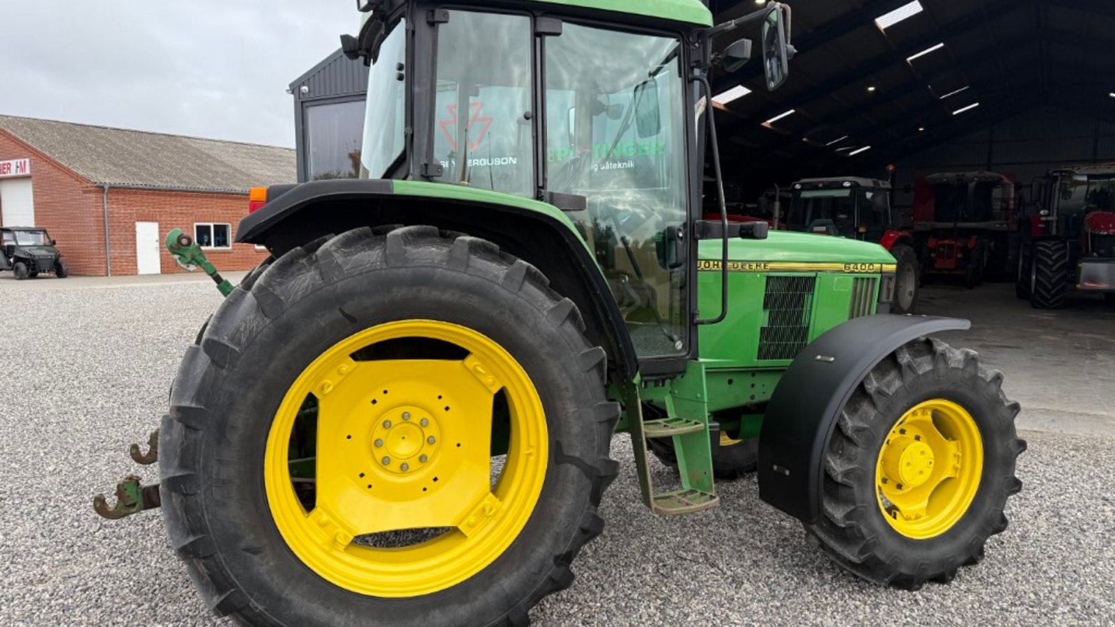 Traktor типа John Deere 6400 SE, Gebrauchtmaschine в Hadsten (Фотография 10)