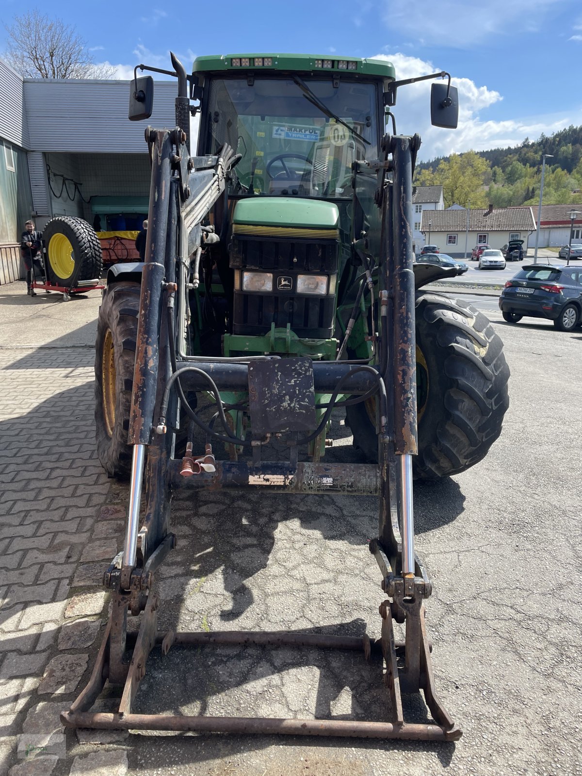 Traktor des Typs John Deere 6400, Gebrauchtmaschine in Bad Kötzting (Bild 4)