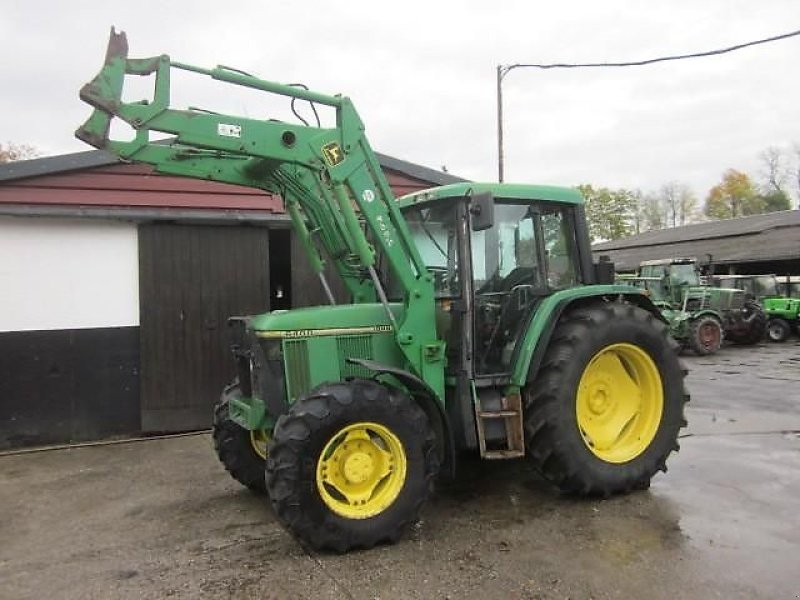 Traktor типа John Deere 6400, Gebrauchtmaschine в Ziegenhagen (Фотография 1)