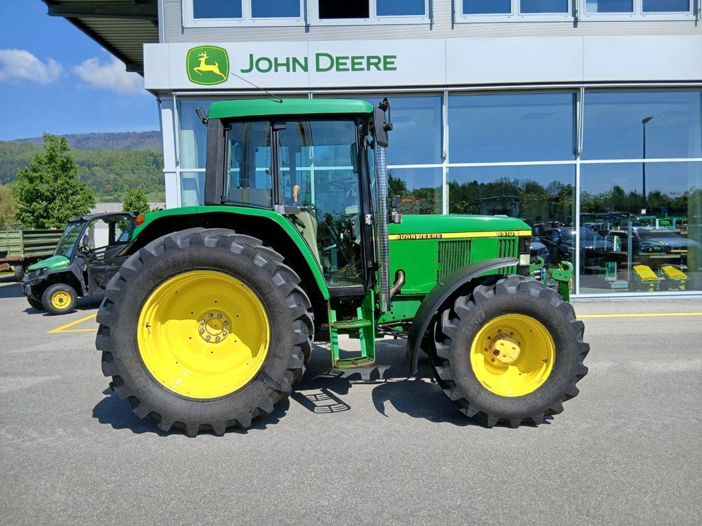 Traktor типа John Deere 6410, Gebrauchtmaschine в Lengnau (Фотография 2)