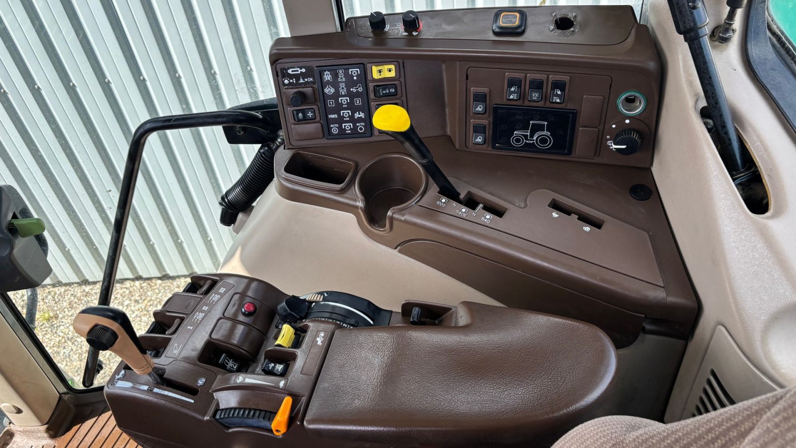 Traktor van het type John Deere 6420 AutoPower, Gebrauchtmaschine in Bælum (Foto 6)