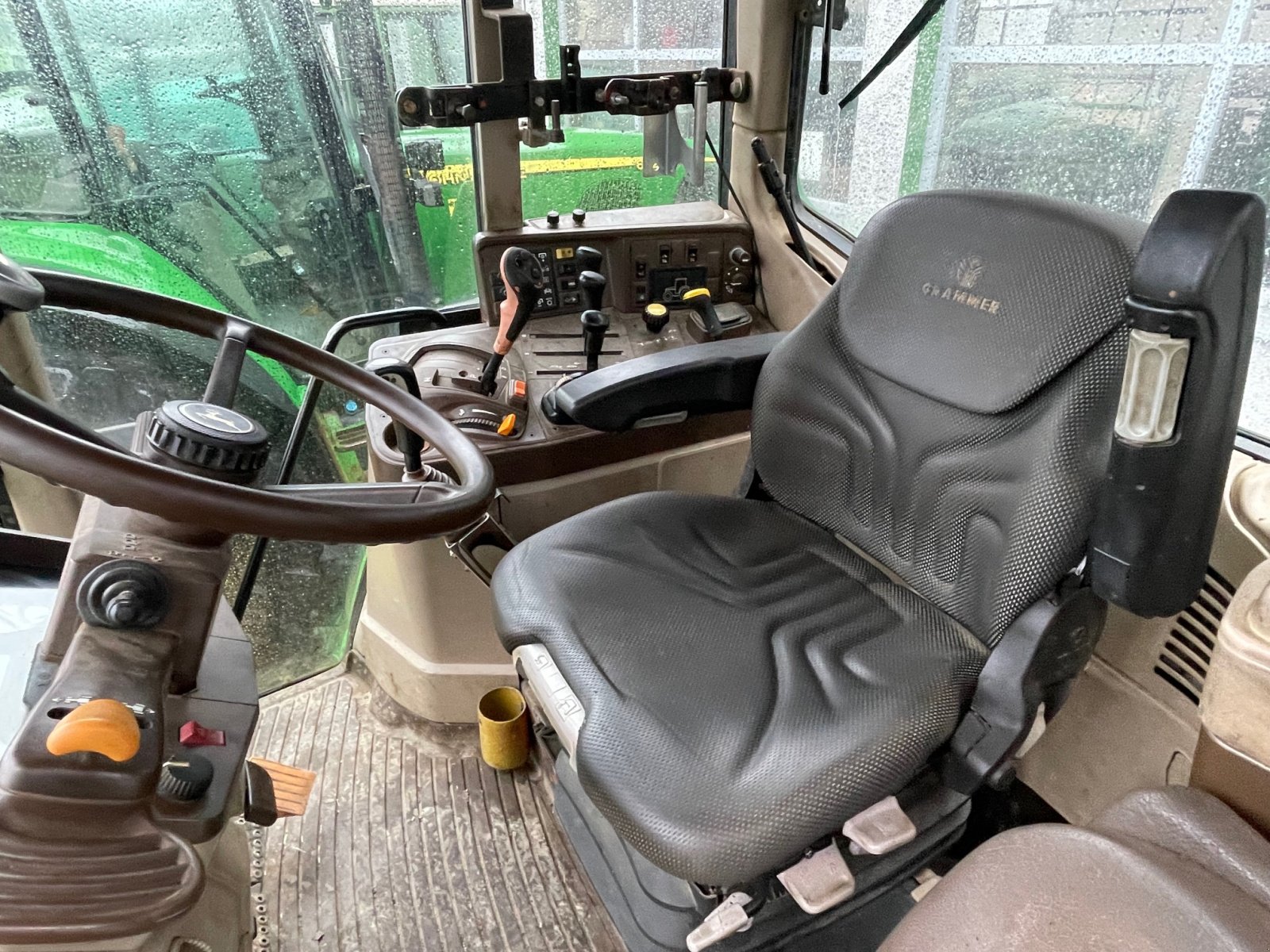 Traktor van het type John Deere 6420 Premium, Gebrauchtmaschine in Burglengenfeld (Foto 5)