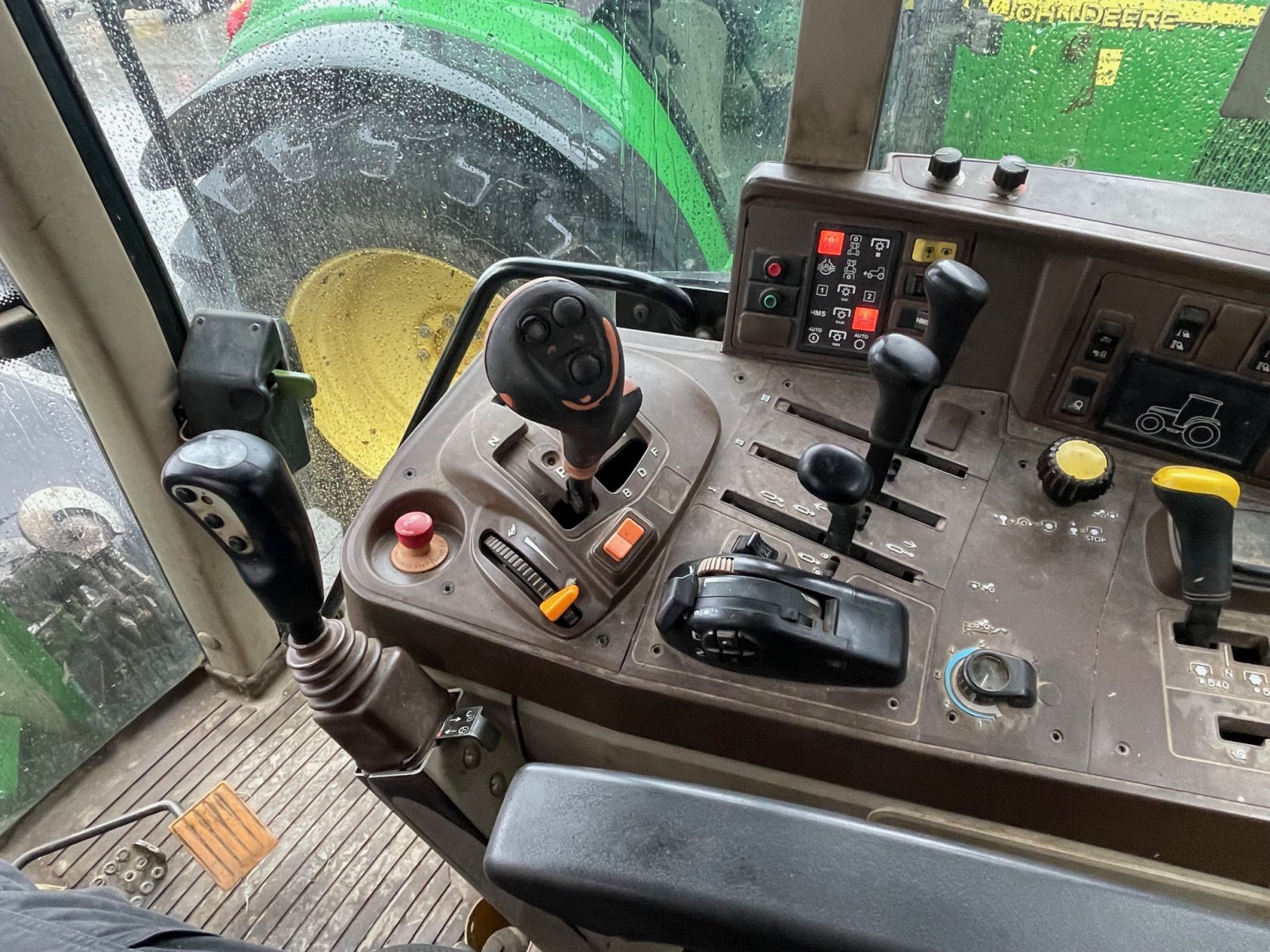 Traktor van het type John Deere 6420 Premium, Gebrauchtmaschine in Burglengenfeld (Foto 8)