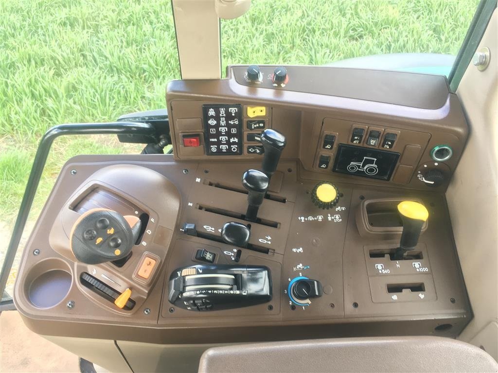 Traktor типа John Deere 6420 S m/Frontlift, Gebrauchtmaschine в Bjerringbro (Фотография 12)