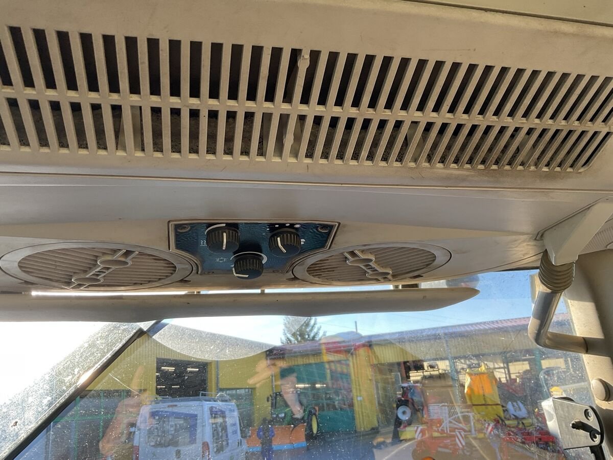 Traktor типа John Deere 6420 SE, Gebrauchtmaschine в Zwettl (Фотография 15)