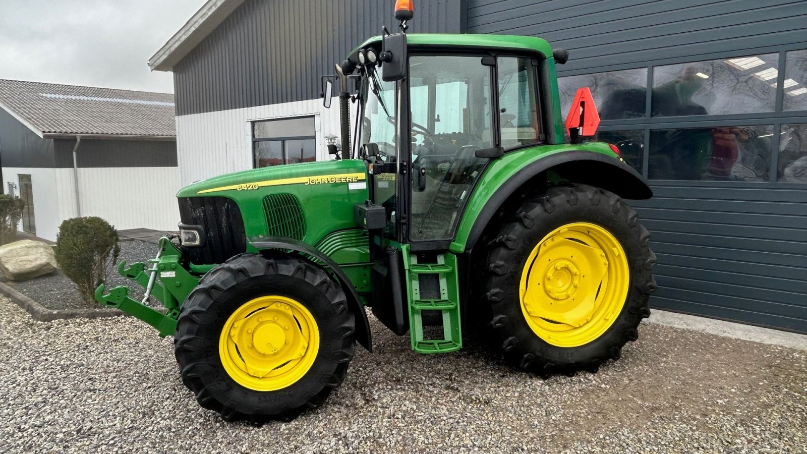 Traktor του τύπου John Deere 6420 TLS, Gebrauchtmaschine σε Thorsø (Φωτογραφία 2)