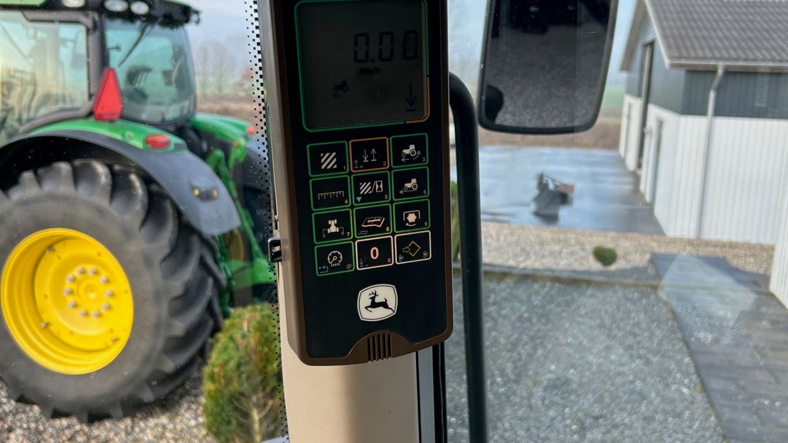 Traktor от тип John Deere 6420 TLS, Gebrauchtmaschine в Thorsø (Снимка 24)