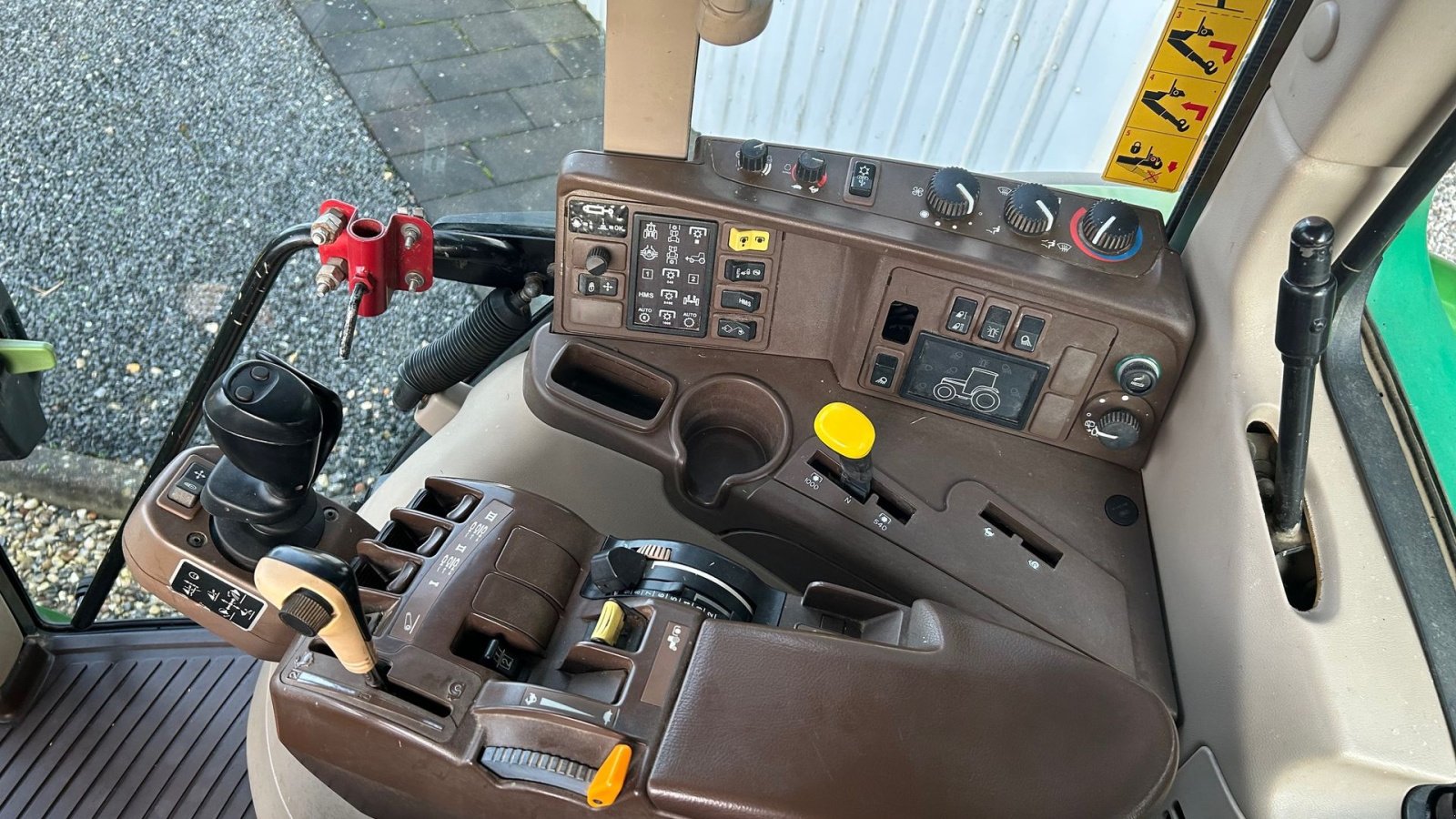 Traktor от тип John Deere 6420 TLS, Gebrauchtmaschine в Thorsø (Снимка 21)