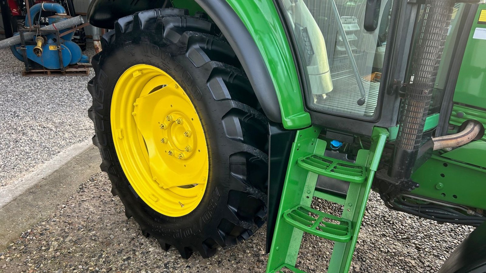 Traktor от тип John Deere 6420 TLS, Gebrauchtmaschine в Thorsø (Снимка 18)