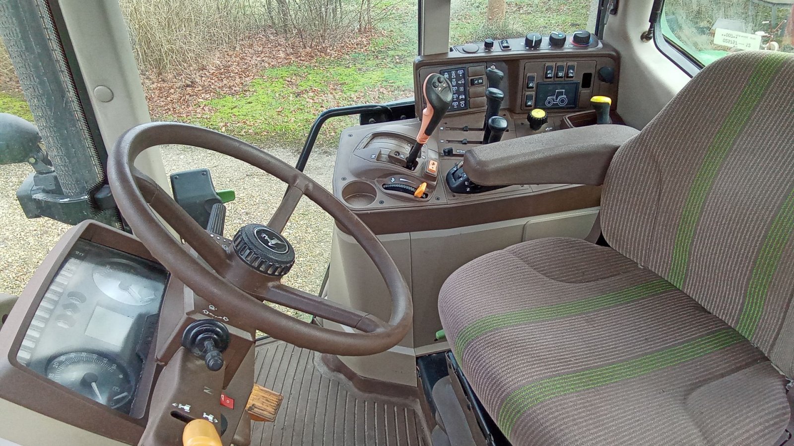 Traktor des Typs John Deere 6420, Gebrauchtmaschine in Varde (Bild 4)