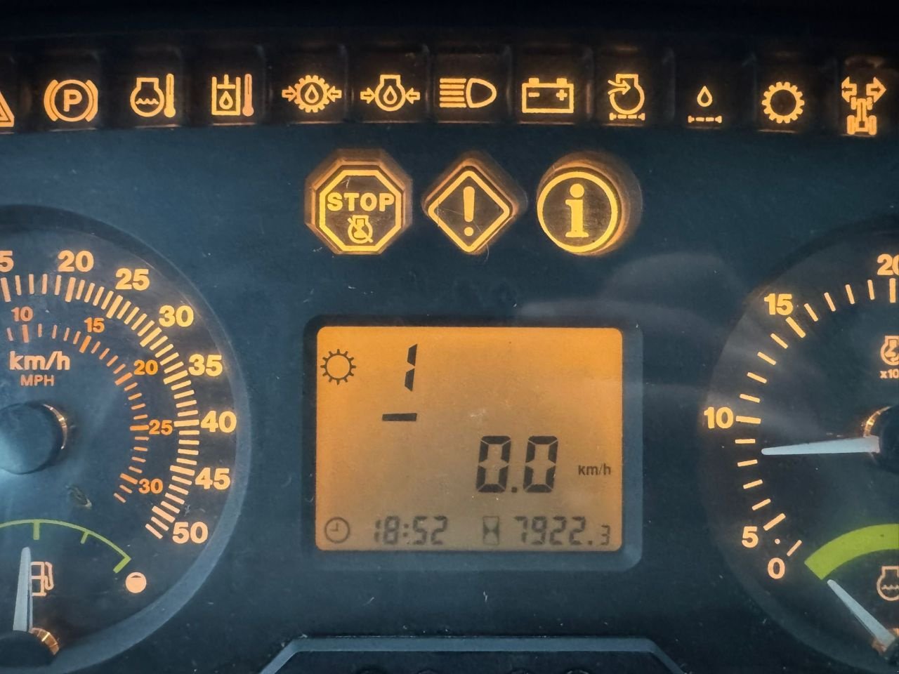 Traktor des Typs John Deere 6420, Gebrauchtmaschine in Daarle (Bild 10)