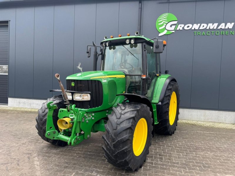 Traktor типа John Deere 6420, Gebrauchtmaschine в Daarle