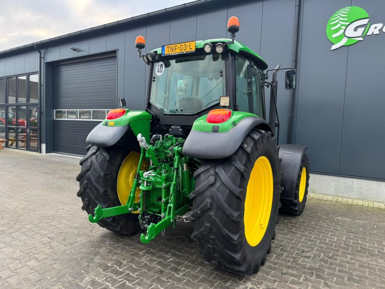 Traktor типа John Deere 6420, Gebrauchtmaschine в Daarle (Фотография 5)