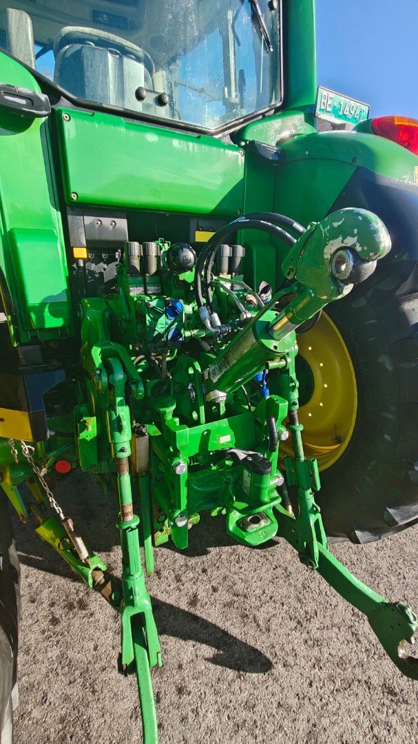 Traktor des Typs John Deere 6430 Premium, Gebrauchtmaschine in Albligen (Bild 5)