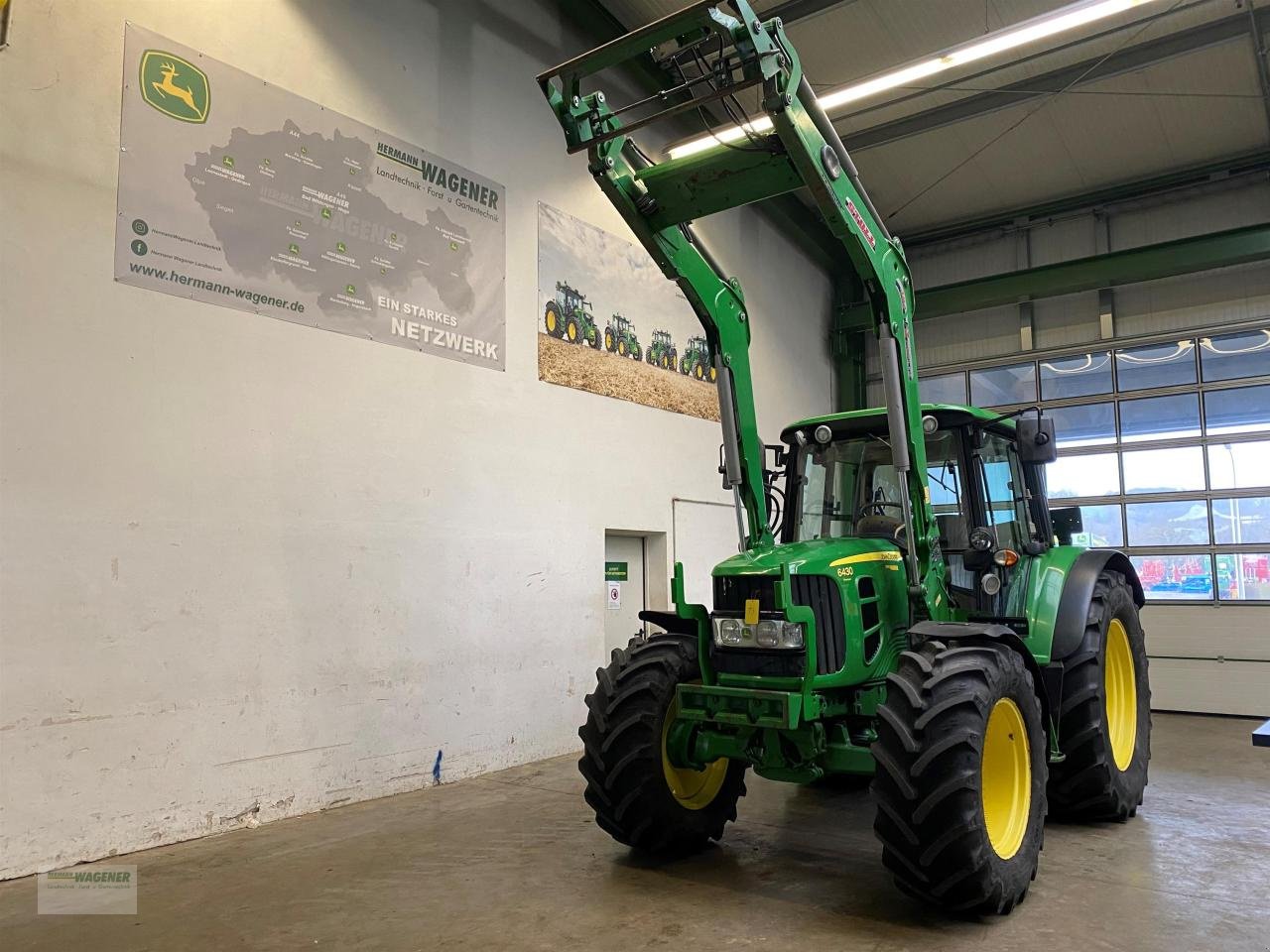 Traktor del tipo John Deere 6430 Premium, Gebrauchtmaschine en Bad Wildungen - Wega (Imagen 1)