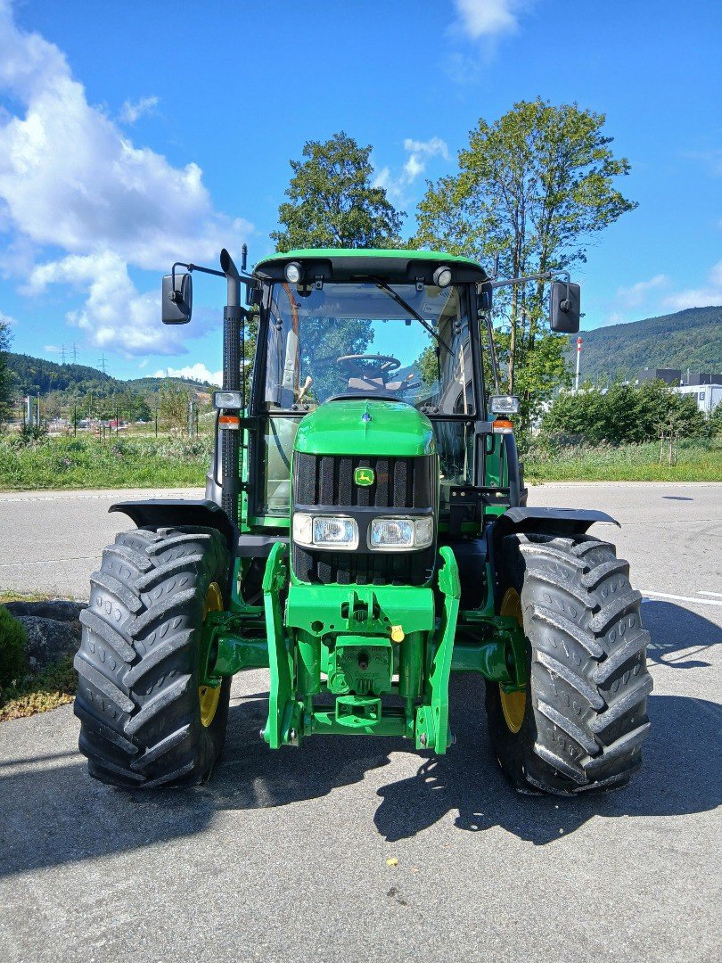 Traktor типа John Deere 6430 Standard, Gebrauchtmaschine в Lengnau (Фотография 4)