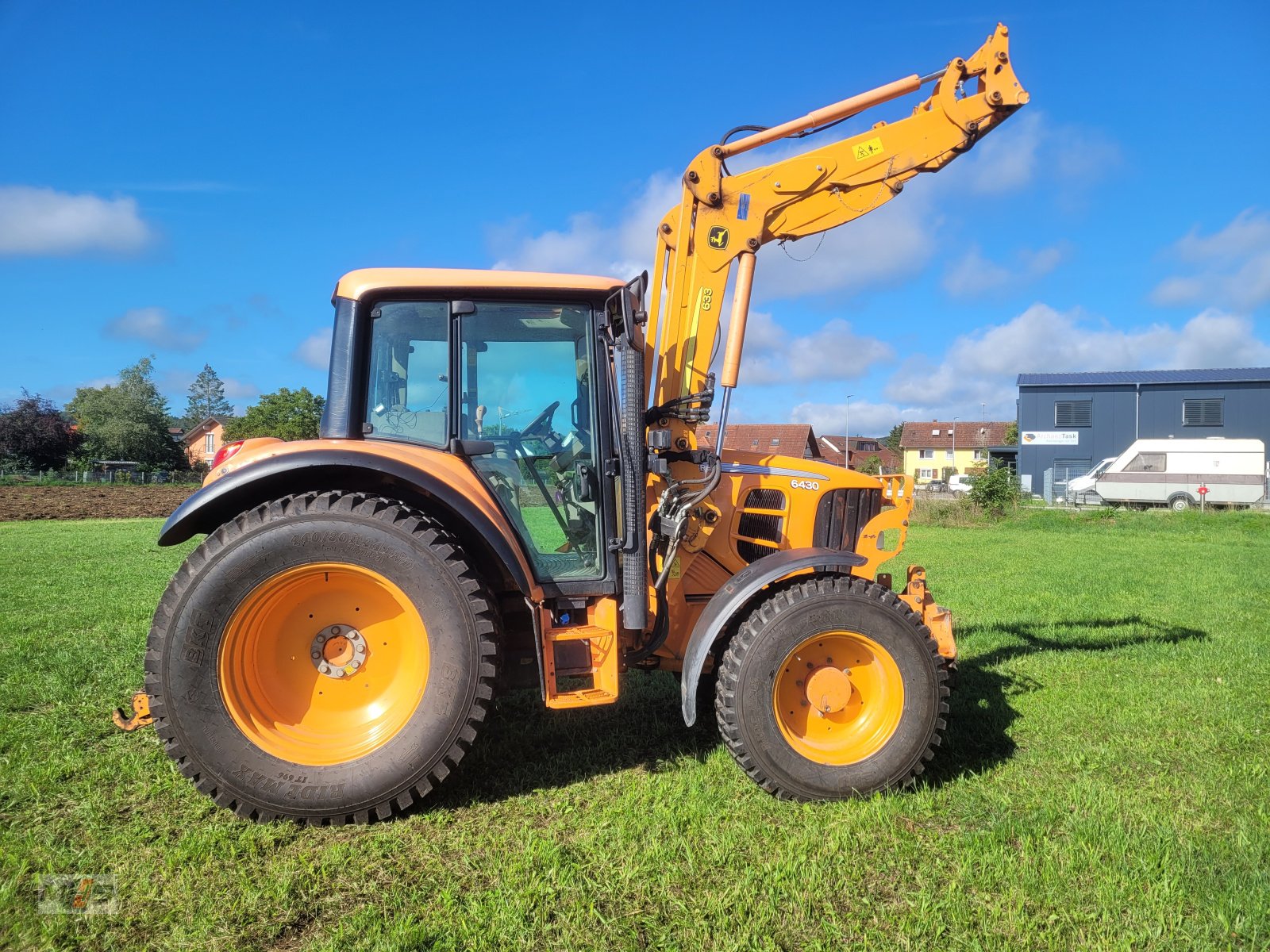 Traktor от тип John Deere 6430, Gebrauchtmaschine в Engen-Welschingen (Снимка 3)
