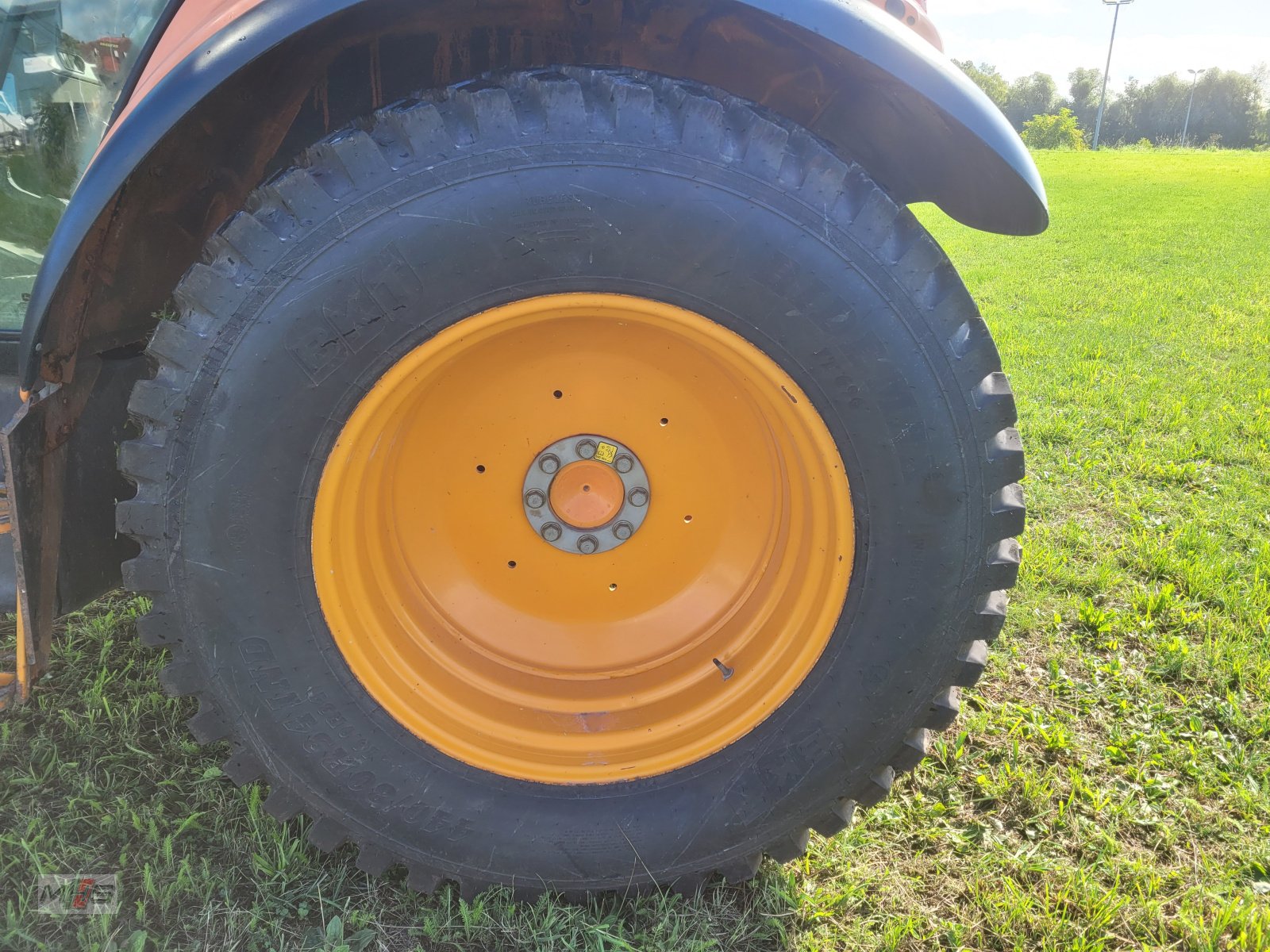 Traktor от тип John Deere 6430, Gebrauchtmaschine в Engen-Welschingen (Снимка 8)