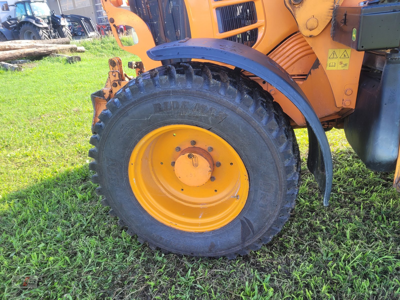 Traktor от тип John Deere 6430, Gebrauchtmaschine в Engen-Welschingen (Снимка 9)