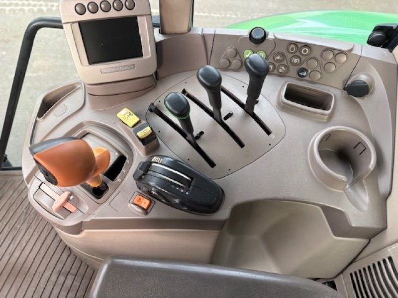 Traktor типа John Deere 6430, Gebrauchtmaschine в St. - Jacobiparochie (Фотография 10)