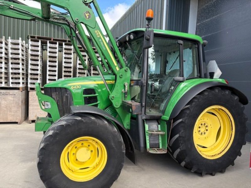 Traktor typu John Deere 6430, Gebrauchtmaschine v St. - Jacobiparochie (Obrázek 5)