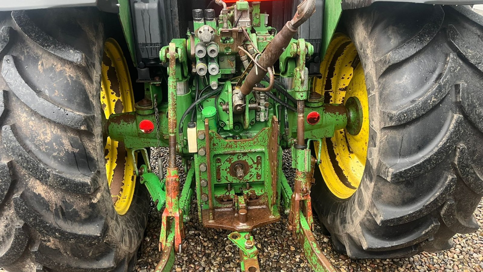 Traktor za tip John Deere 6506 Med frontlæsser og vendegear ved rattet samt nye fordæk, Gebrauchtmaschine u Lintrup (Slika 4)