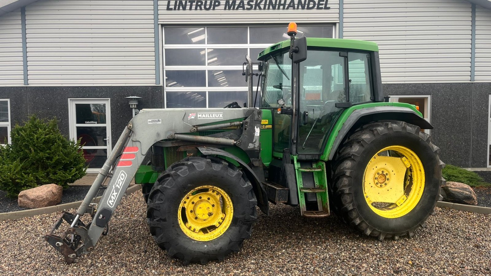Traktor za tip John Deere 6506 Med frontlæsser og vendegear ved rattet samt nye fordæk, Gebrauchtmaschine u Lintrup (Slika 1)
