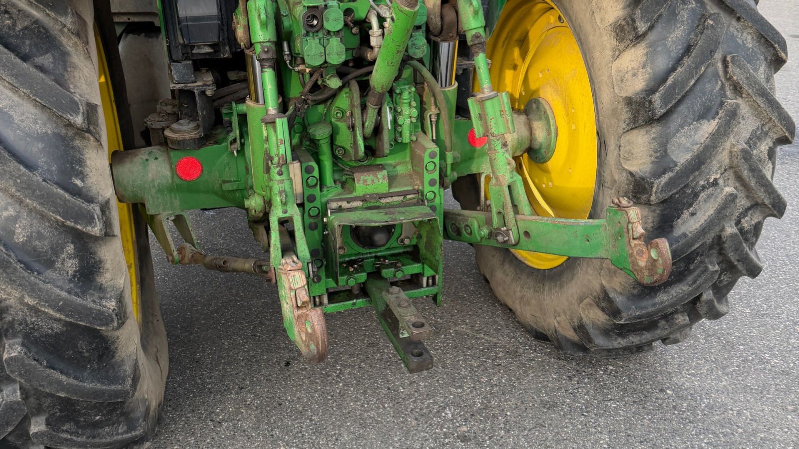 Traktor du type John Deere 6510 KUN 3400 TIMER!, Gebrauchtmaschine en Nørager (Photo 15)