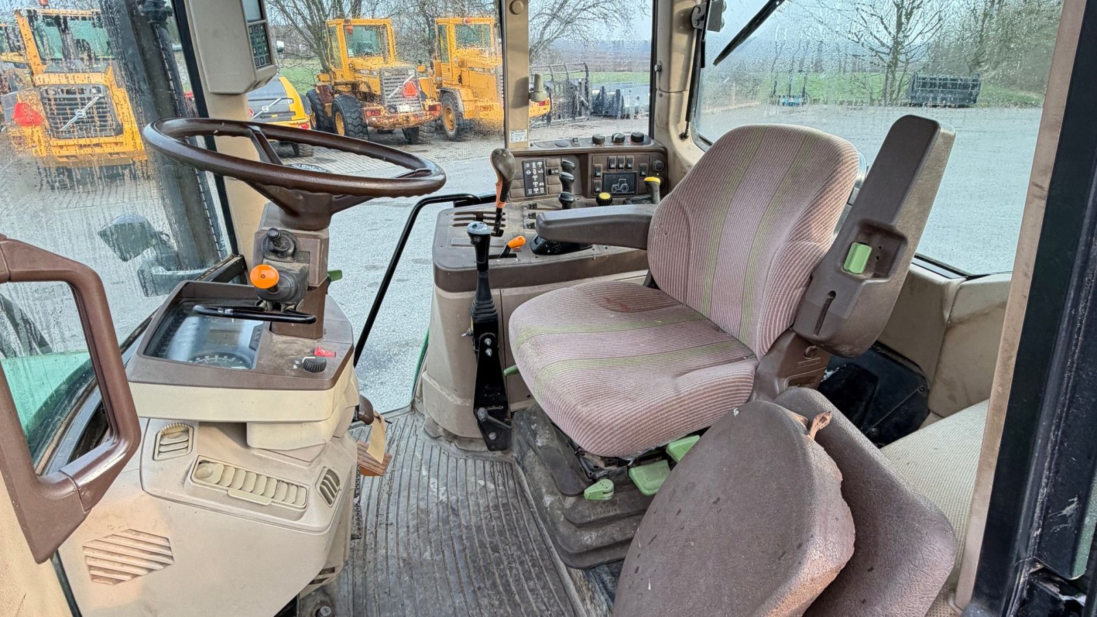 Traktor du type John Deere 6510 KUN 3400 TIMER!, Gebrauchtmaschine en Nørager (Photo 16)