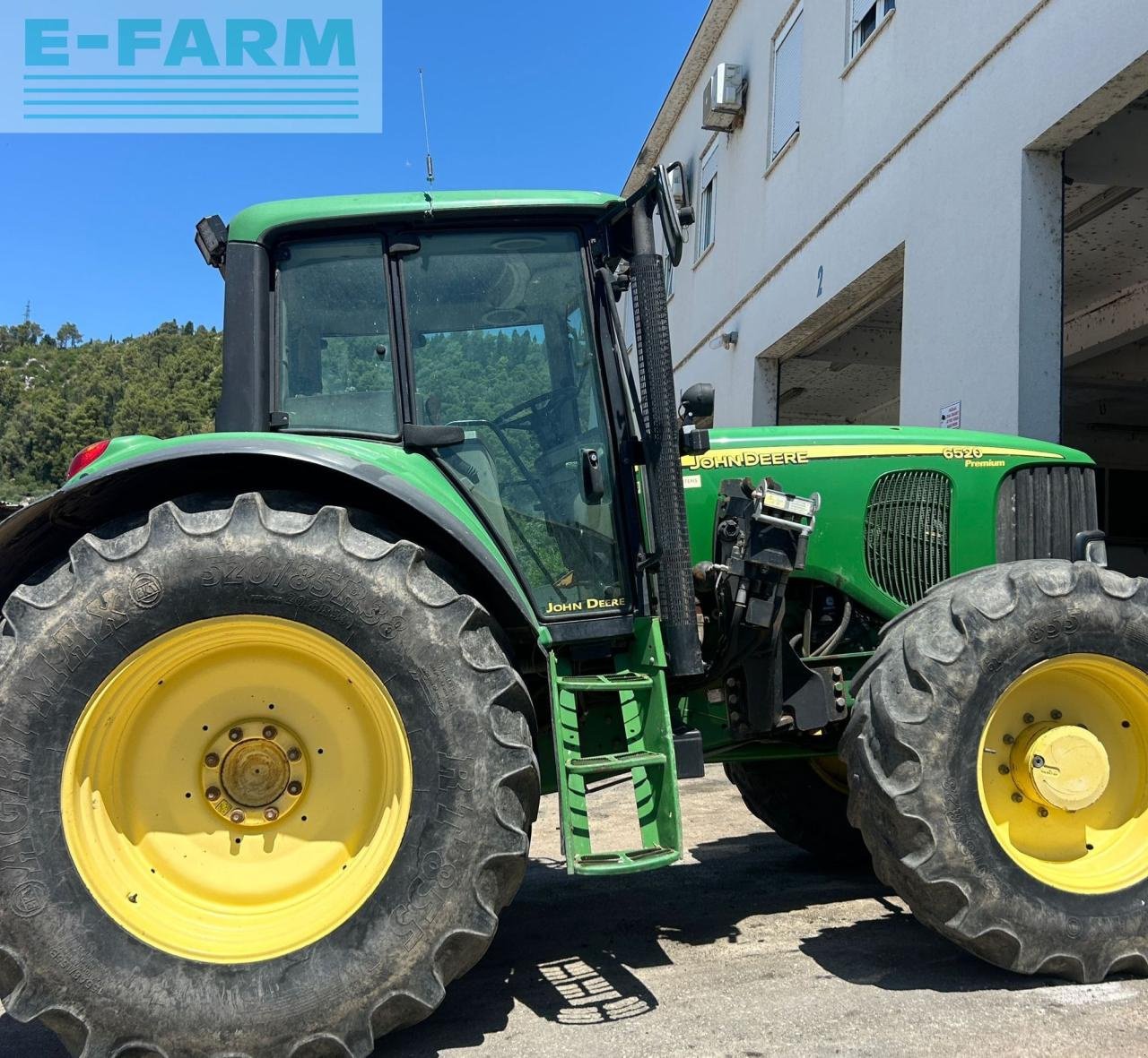 Traktor of the type John Deere 6520, Gebrauchtmaschine in Hamburg (Picture 3)