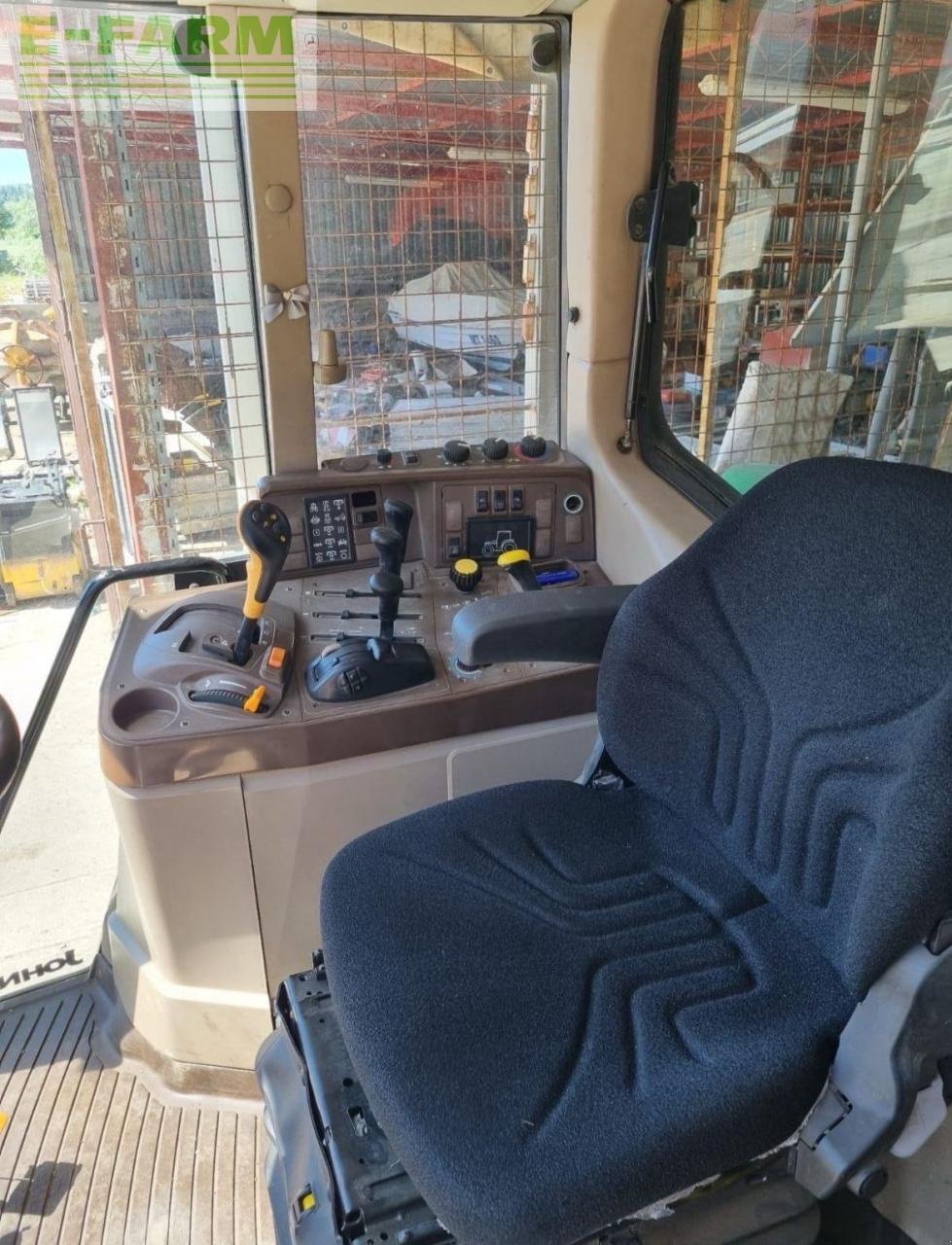 Traktor of the type John Deere 6520, Gebrauchtmaschine in Hamburg (Picture 5)