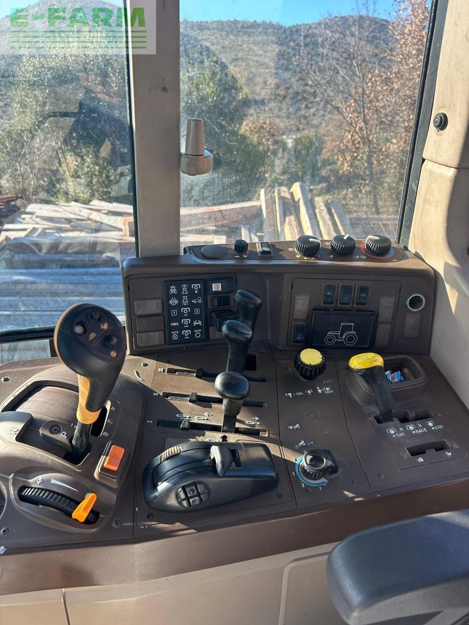 Traktor of the type John Deere 6520, Gebrauchtmaschine in Hamburg (Picture 7)