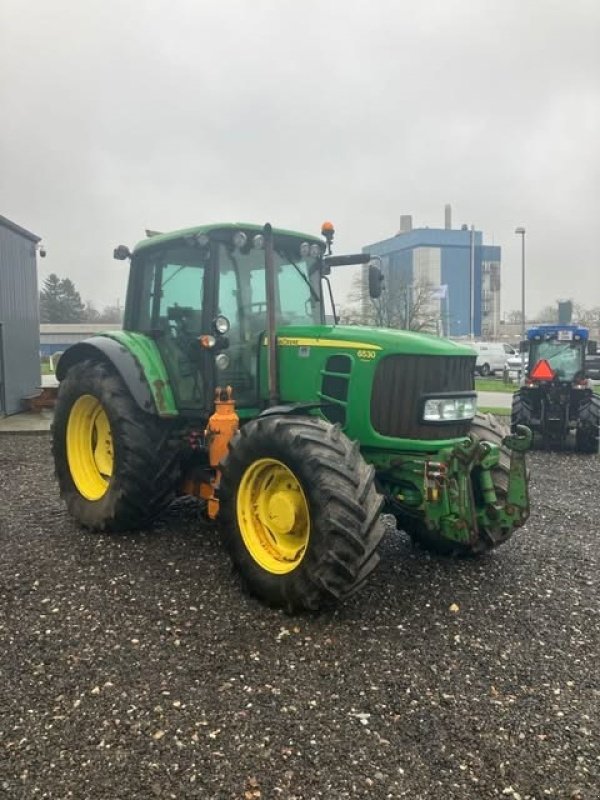 Traktor типа John Deere 6530 Premium, Gebrauchtmaschine в Glamsbjerg (Фотография 2)