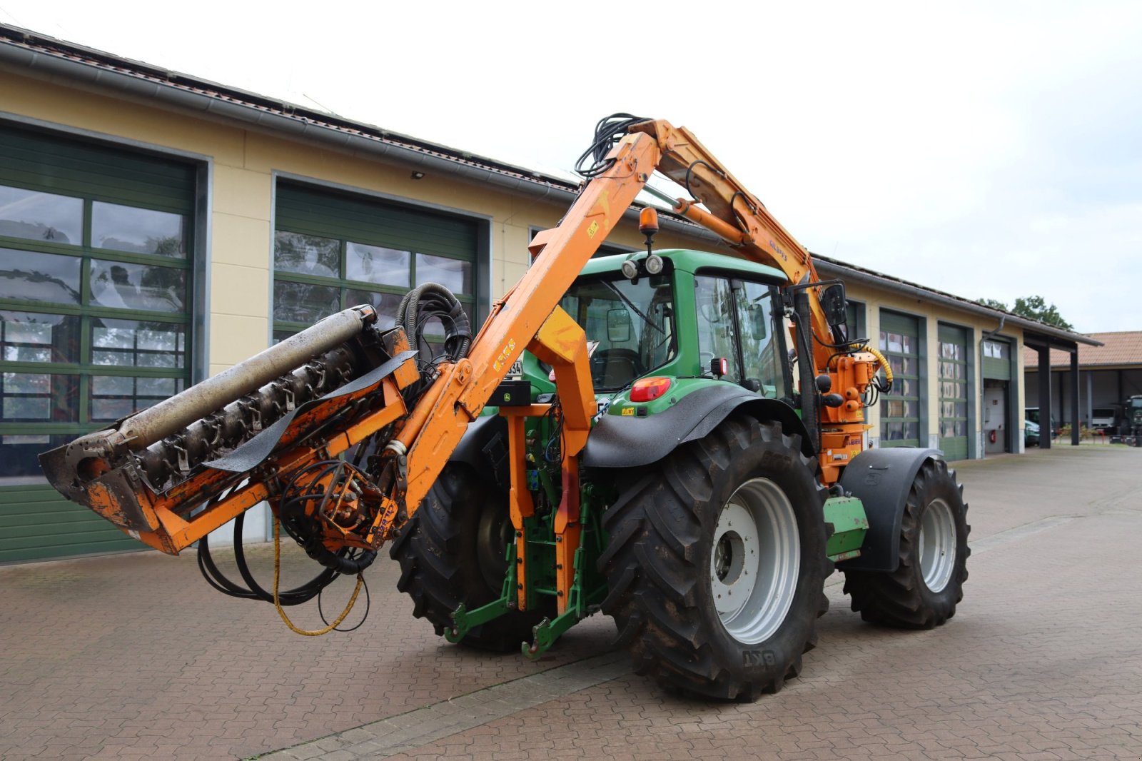 Traktor типа John Deere 6534 Premium, Gebrauchtmaschine в Wendeburg (Фотография 3)