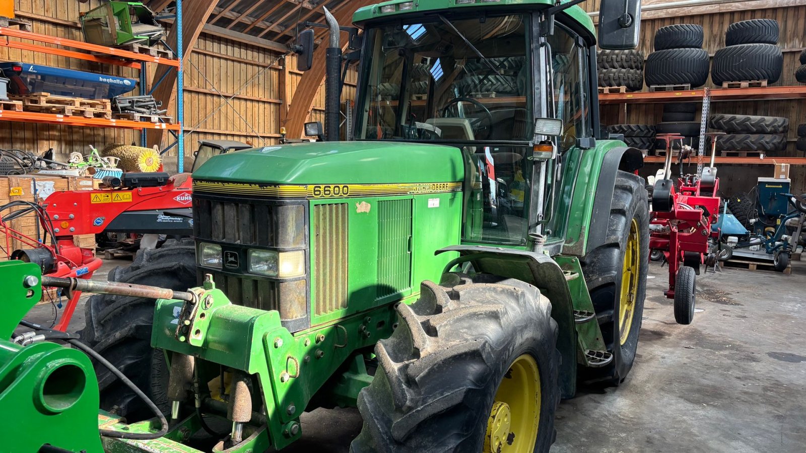 Traktor Türe ait John Deere 6600 TRAKTOR, Gebrauchtmaschine içinde Helsinge (resim 2)