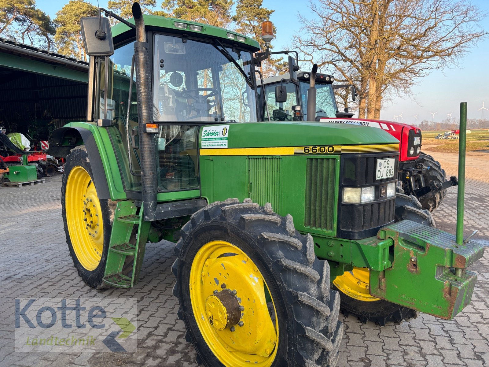 Traktor от тип John Deere 6600, Gebrauchtmaschine в Rieste (Снимка 1)