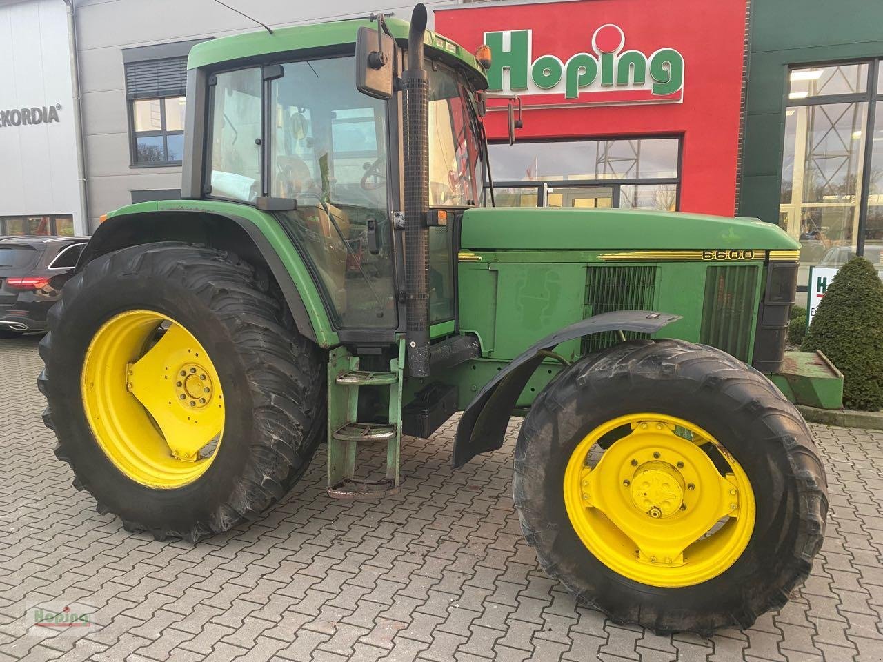 Traktor tip John Deere 6600, Gebrauchtmaschine in Bakum (Poză 1)