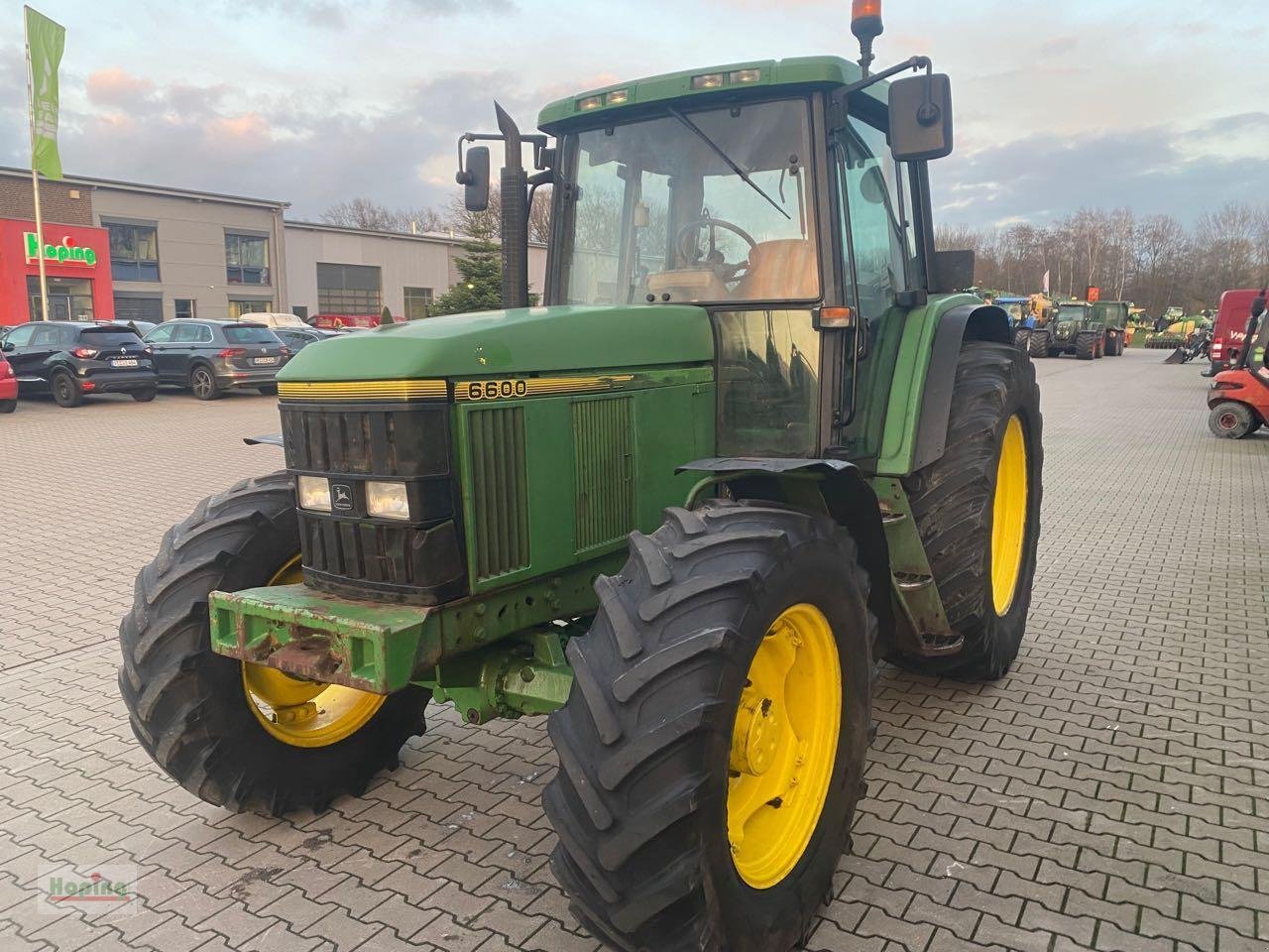 Traktor des Typs John Deere 6600, Gebrauchtmaschine in Bakum (Bild 3)