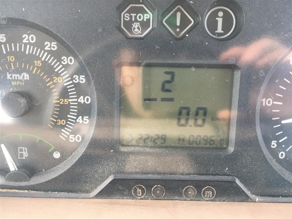 Traktor типа John Deere 6610 m/Frontlift Gode dæk, Gebrauchtmaschine в Bjerringbro (Фотография 7)