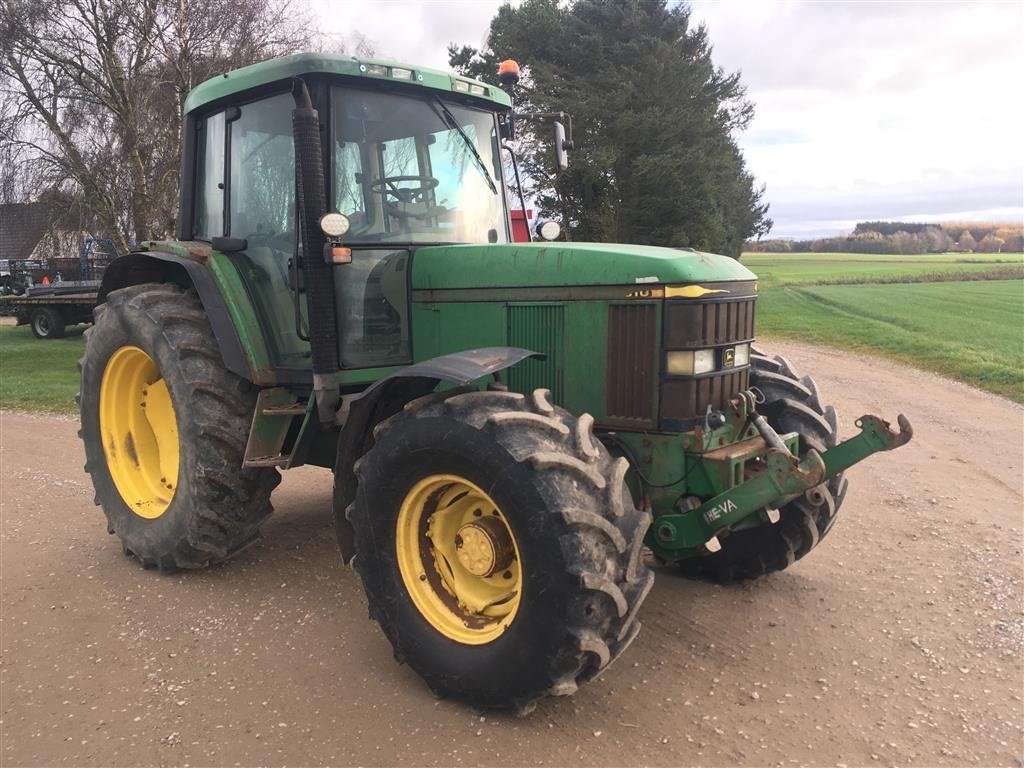 Traktor типа John Deere 6610 m/Frontlift Gode dæk, Gebrauchtmaschine в Bjerringbro (Фотография 2)